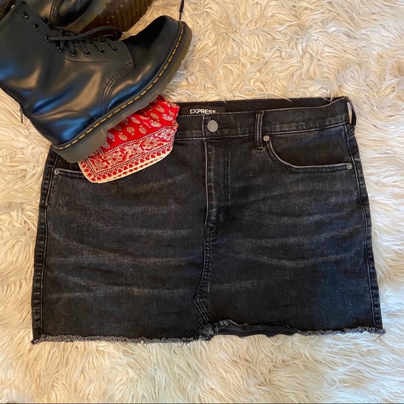 Express | Denim Mini Skirt - Picture 1 of 5